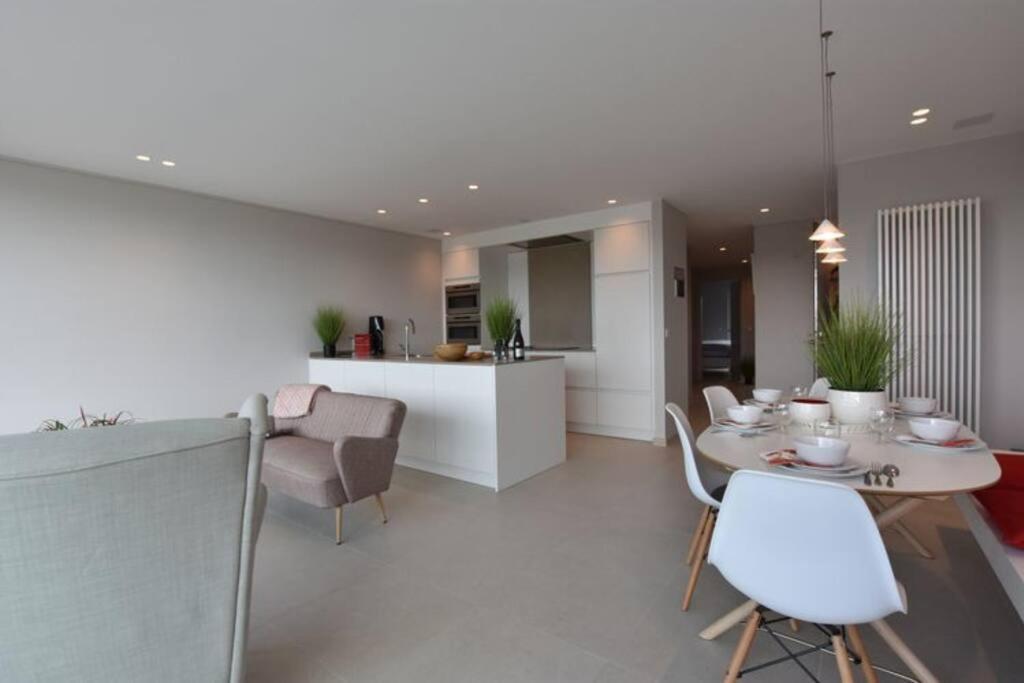 Luxe Apt In Centrum Bredene Overlooking The Dunes ภายนอก รูปภาพ