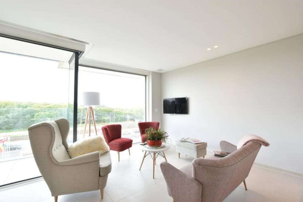 Luxe Apt In Centrum Bredene Overlooking The Dunes ภายนอก รูปภาพ